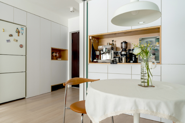 玄關(guān)裝修效果圖-保駕護(hù)航裝修網(wǎng)