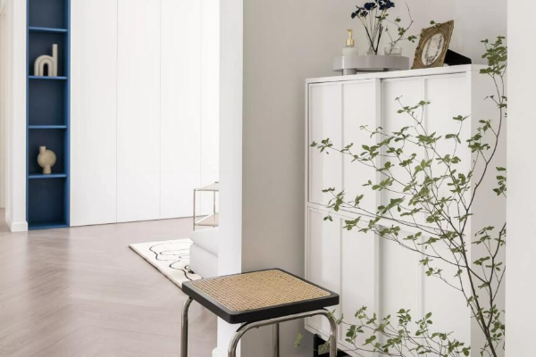 玄關(guān)裝修效果圖-保駕護(hù)航裝修網(wǎng)