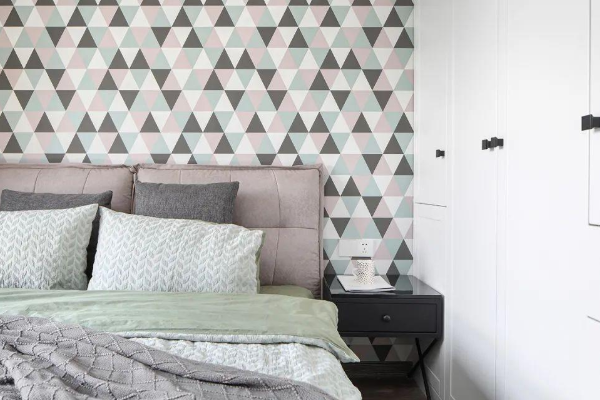 臥室裝修效果圖-保駕護(hù)航裝修網(wǎng)