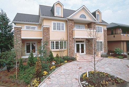 外墻裝修多少錢(qián)一平方 外墻裝修用什么材料實(shí)惠耐用